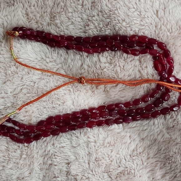 Almost 700 carats of earth mined natural Ruby - Picture 4 of 4